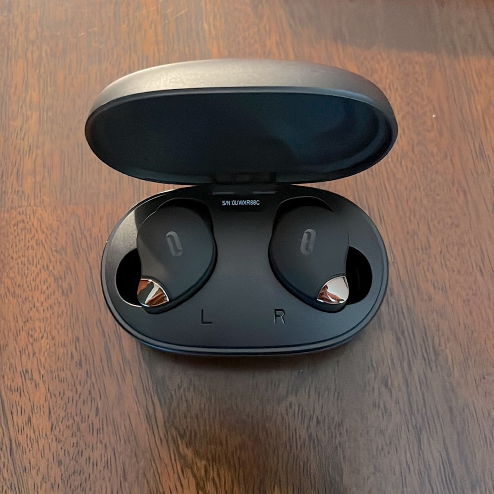 New Unworn Wireless Earbuds from TaoTronics